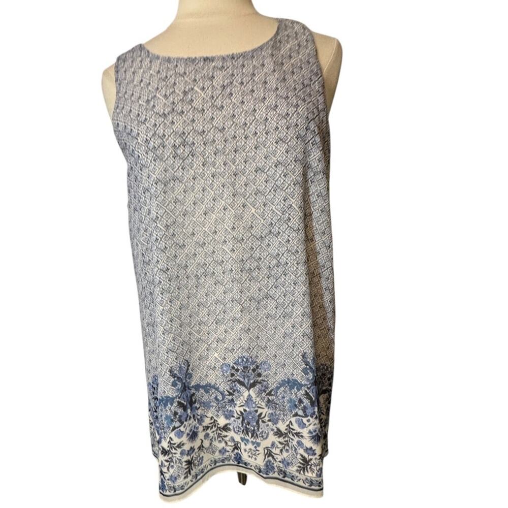 Max Studio Women’s XL Blue White Flowy Sleeveless Blouse Oversized NWT